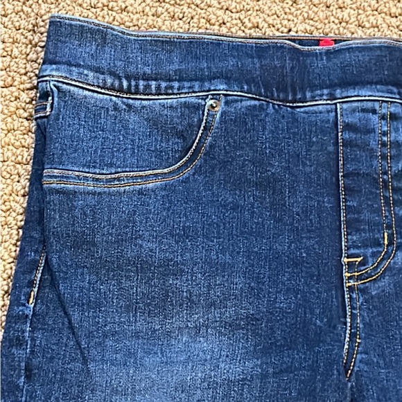 Spanx! Comfy!! Gorgeous color! Perfect distressing. - Picture 7 of 12